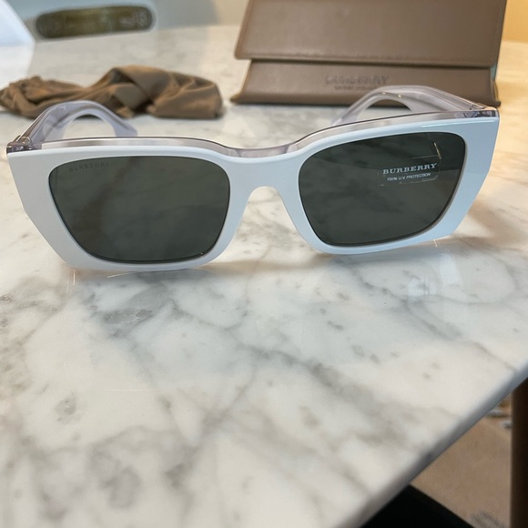 Burberry Poppy White Sunglasses main image 7